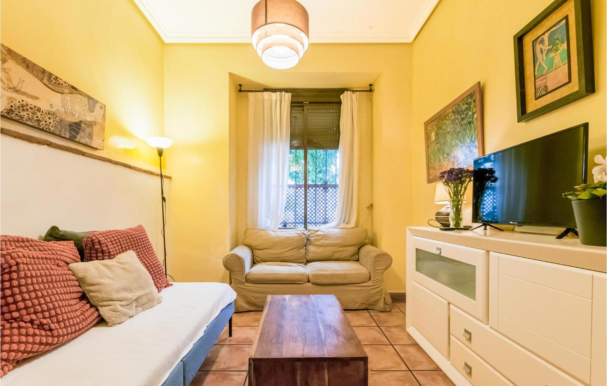 Lovely Apartment In Cordoba With Kitchen Exteriör bild