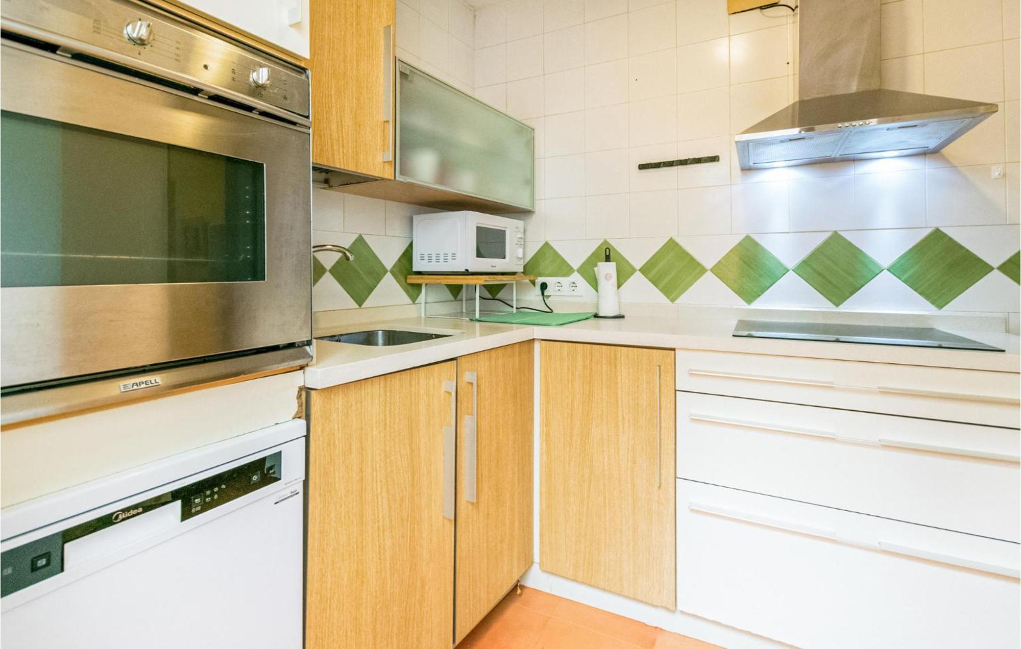 Lovely Apartment In Cordoba With Kitchen Exteriör bild